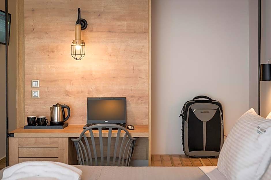 Aequor Luxury Rooms & Apartments