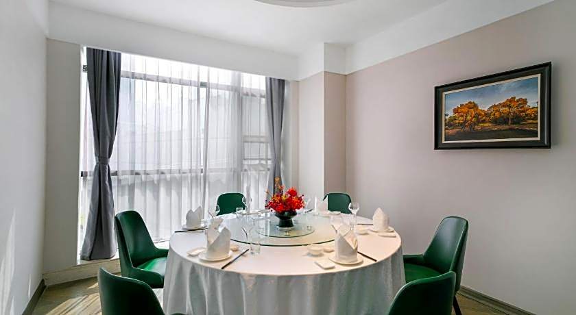 Holiday Inn Qingdao City Center By IHG