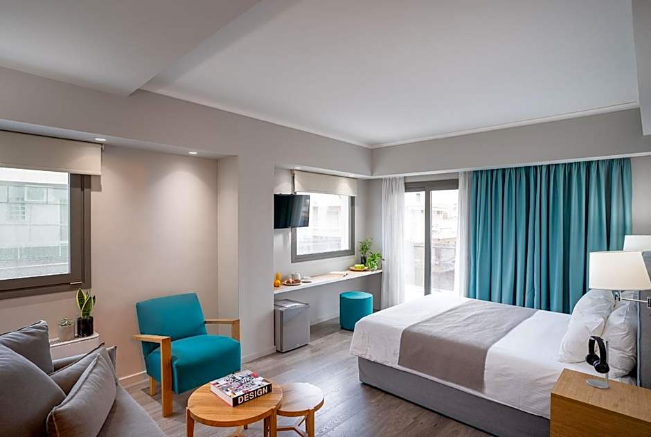 CHROMA FASHION ROOMS & APARTMENTS