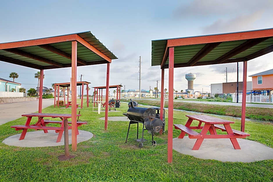 Plantation Suites and Conference Center