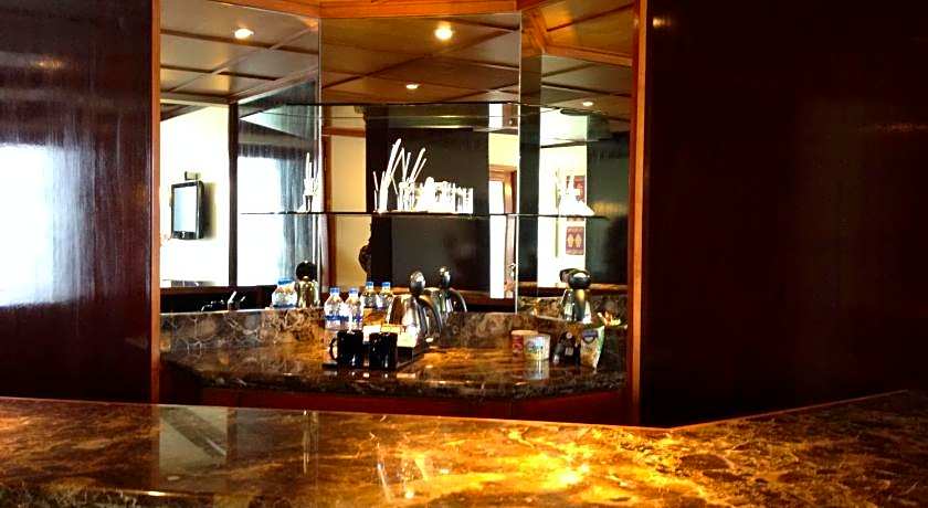 Blue Diamond Pune IHCL SeleQtions