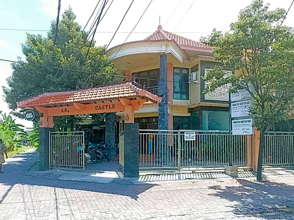 Castle Residence Syariah Redpartner – Surabaja, IL