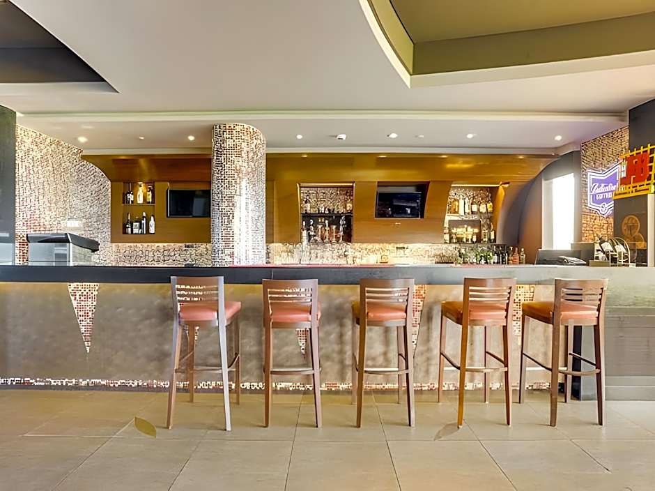 The Fern Kadamba Hotel And Spa