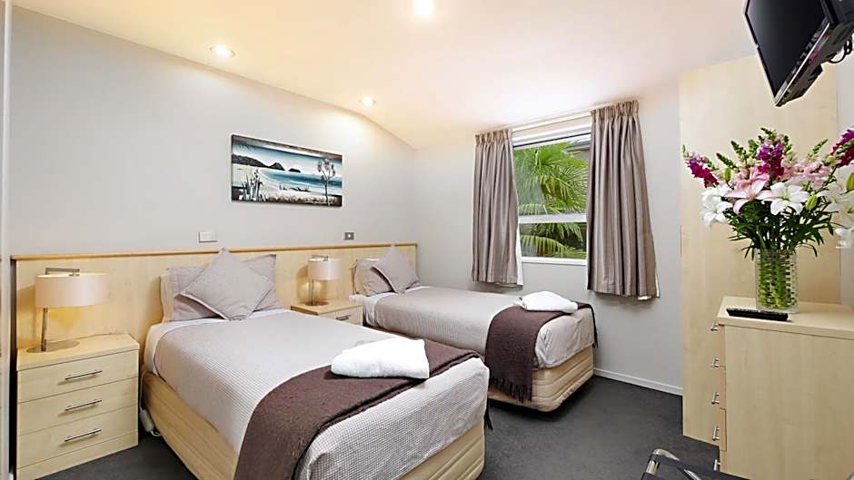Arthur's Court Motor Lodge