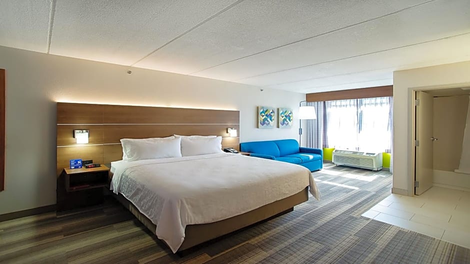 Holiday Inn Express Hotel & Suites Tempe Hotel