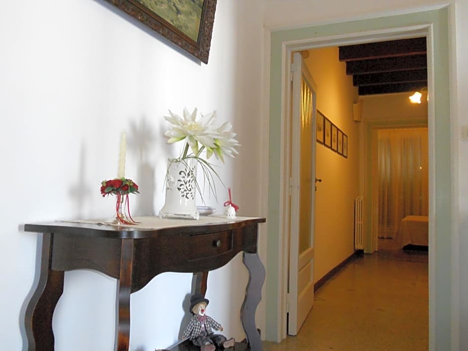 Palazzo De Tomasi B&B