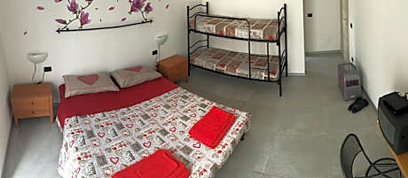 Standard Double or Twin Room with Garden View