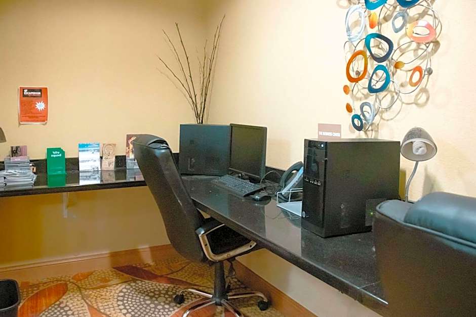 Grand Forks Lodge and Suites