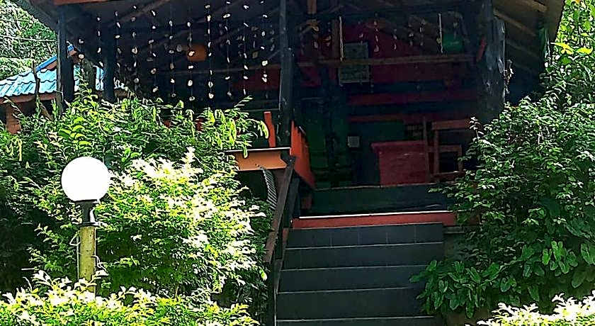 Lanta Maikeaw Bungalow