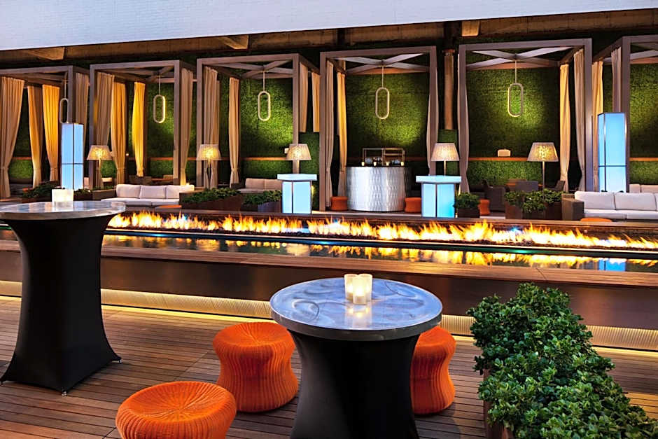 Sheraton Grand Los Angeles