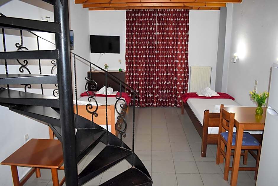 Galanis Studios and Apartments
