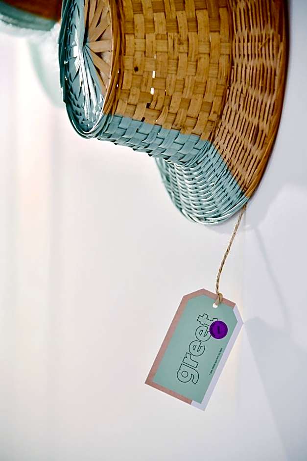 Greet Hotel Brest Aéroport