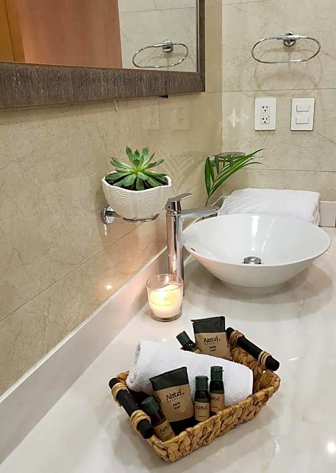 Luxury 5th Avenue Menesse 32