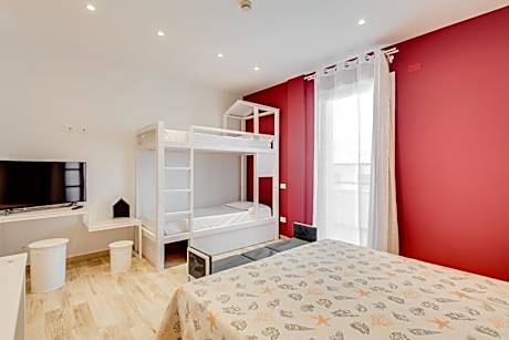 Premium Quadruple Room