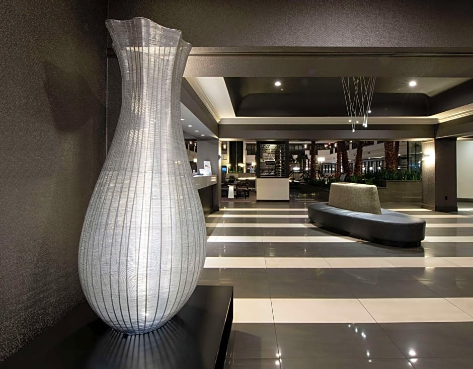 Embassy suites by hilton las vegas