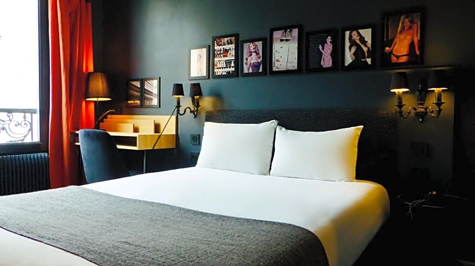 Hotel Noir