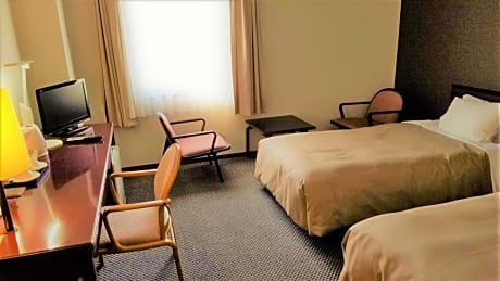 Economy Twin Room - Non-Smoking