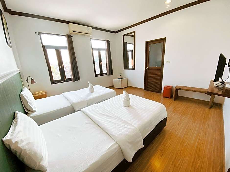 Sri Chiang Khan Hotel