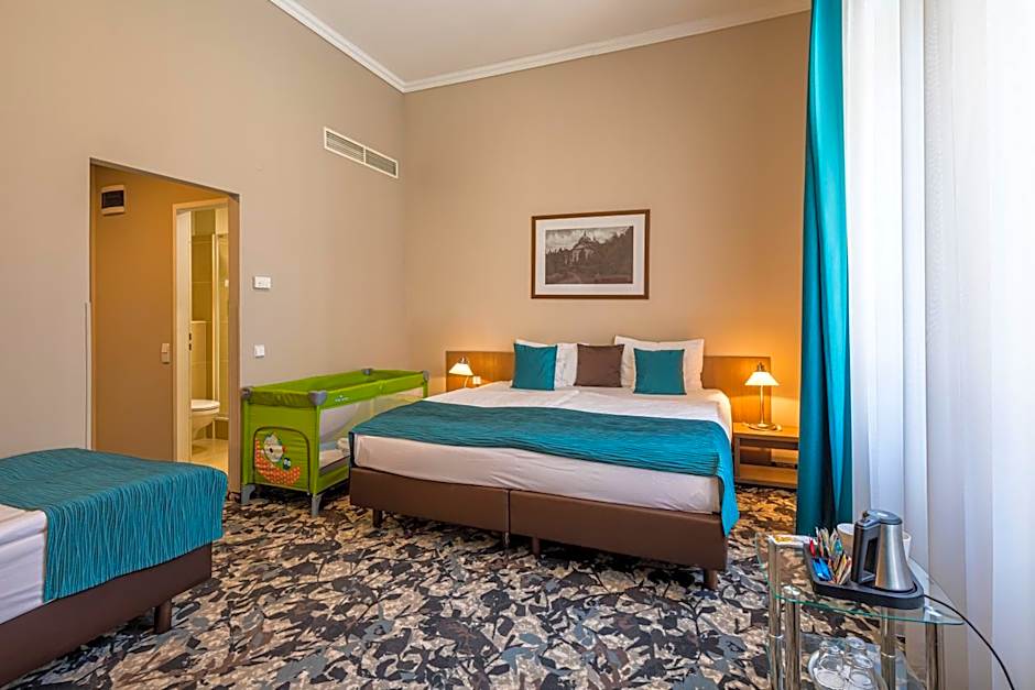 Erzsébet Királyné Szálloda