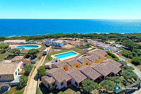 residence baia sant anna con piscina