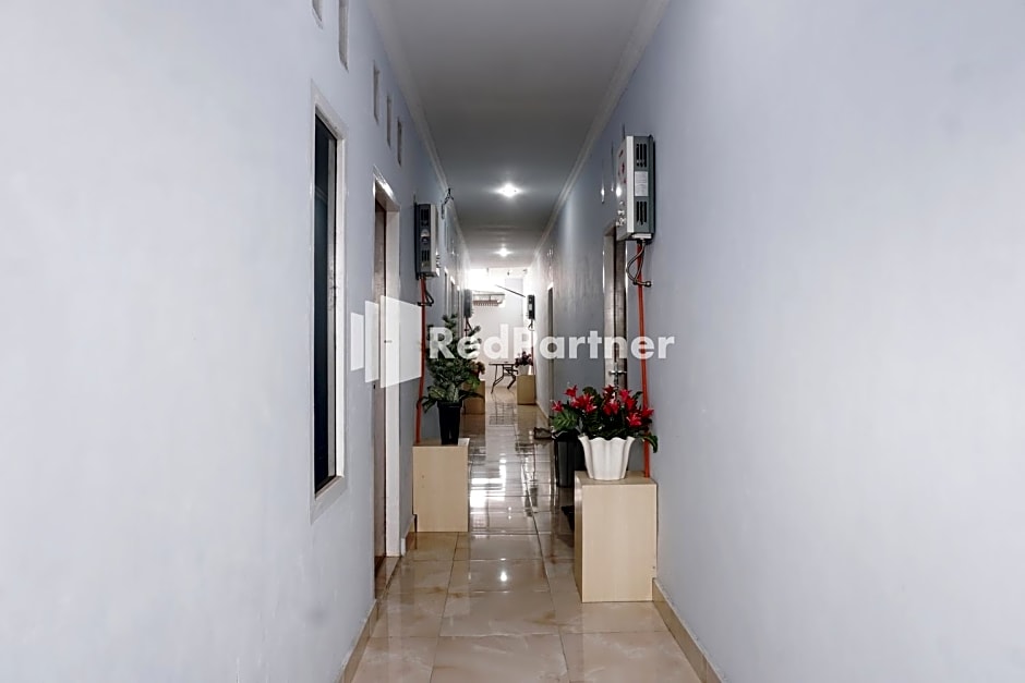 Tassa Homestay Syariah Mitra RedDoorz