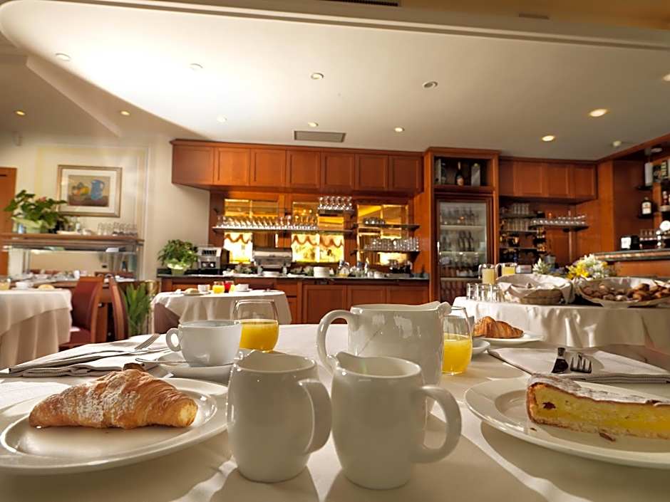 Hotel Ariston