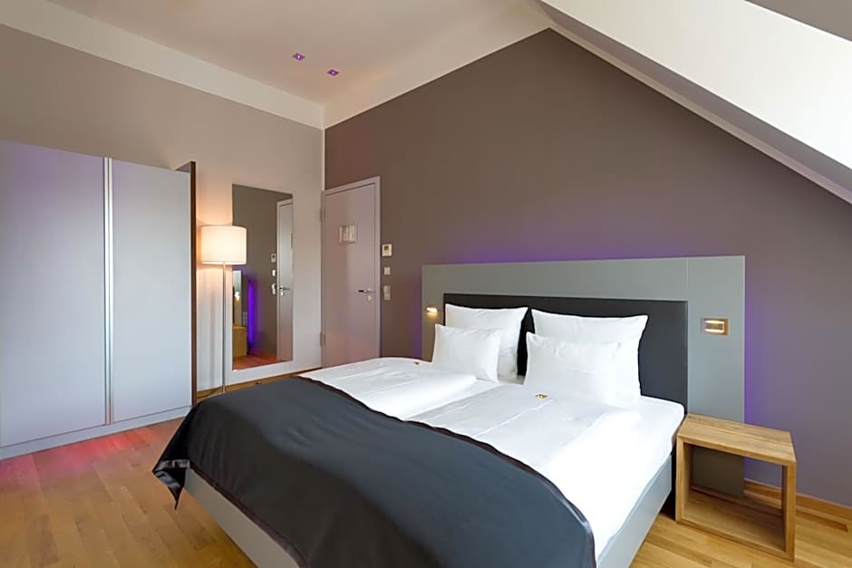 Qube Hotel Bergheim