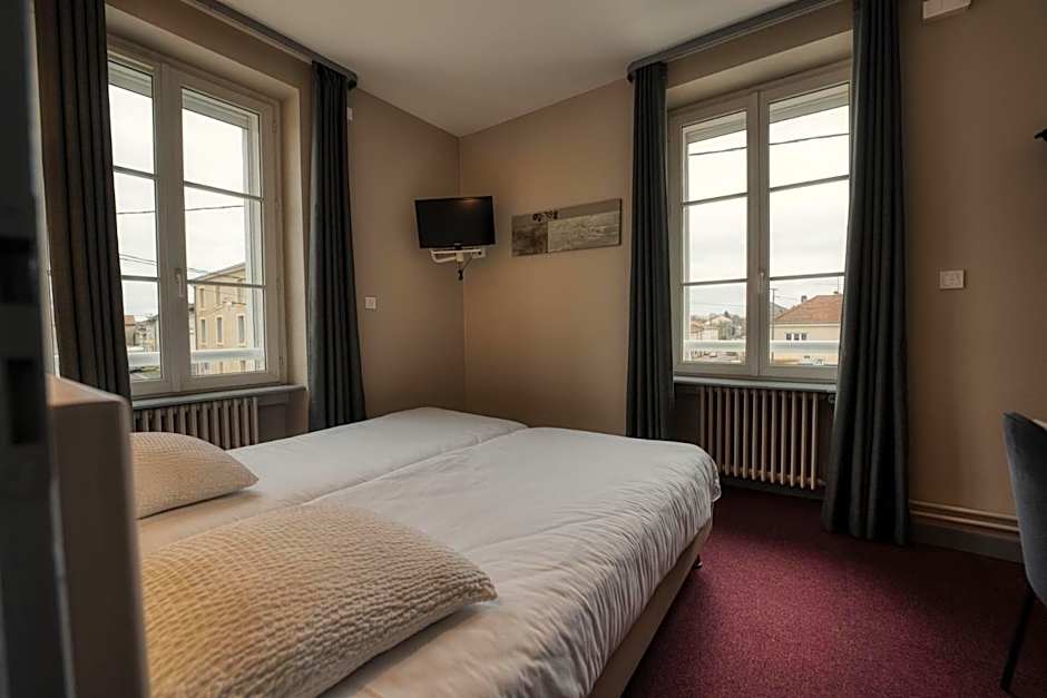 Logis Restaurant & Hôtel À la 12