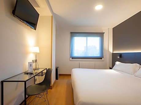 Double Room Single Use - No Daily Cleaning