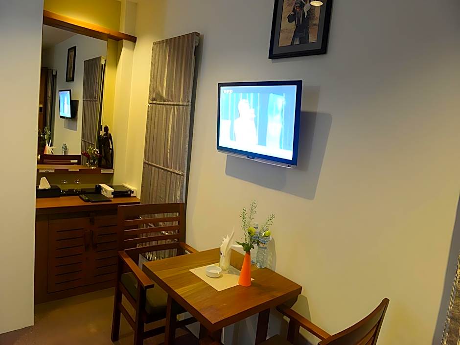 Green Paradise Hotel