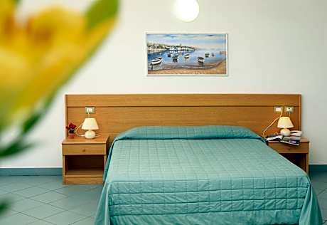 Triple Room with Balcony