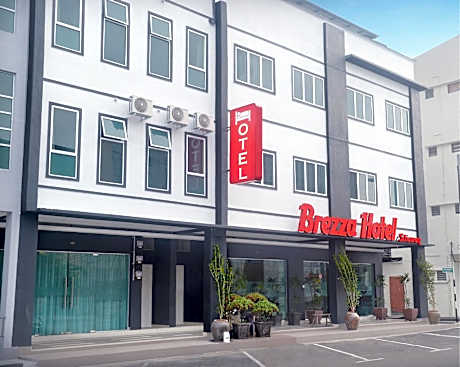 BREZZA HOTEL SITIAWAN