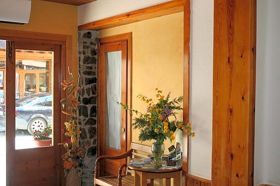 Hotel Llacs De Cardos