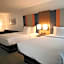 La Quinta Inn & Suites by Wyndham Auburn - University Area