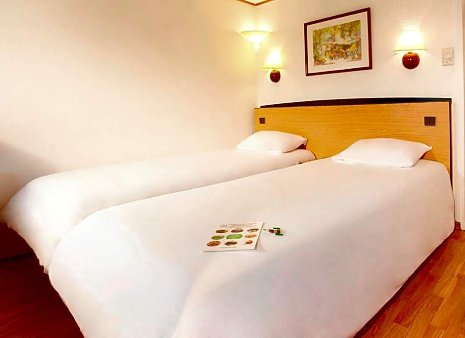 Campanile Calais Hotel