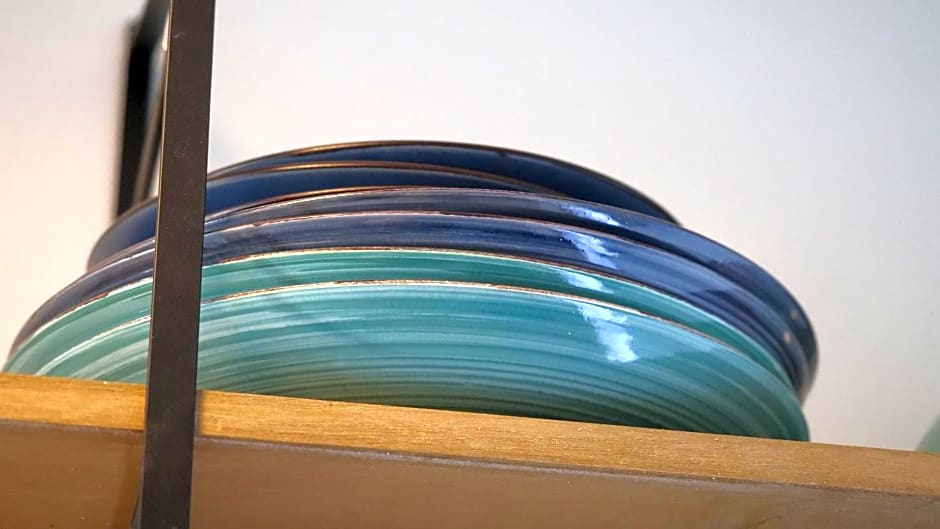 Houseboat apartment with water terrace, free bikes & fast wifi