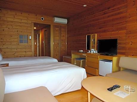 Family Room with Lake View