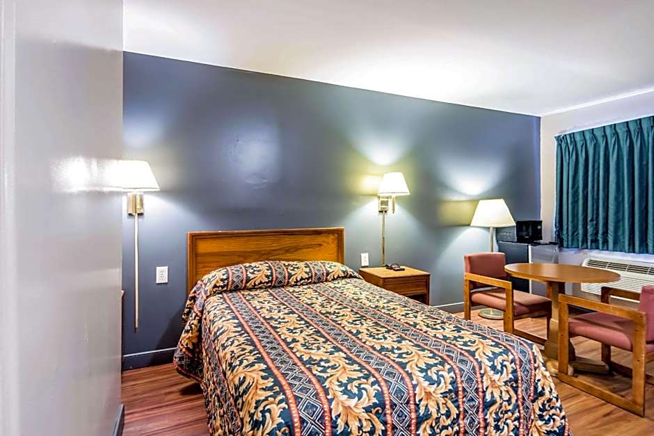 Brentwood Inn Richmond South