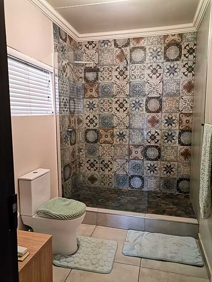 DR M BEAUTY LOUNGE AND GUEST HOUSE