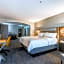 Holiday Inn Express Hotel & Suites Salina