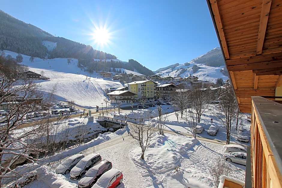 ARBOR Hotel & Apartments