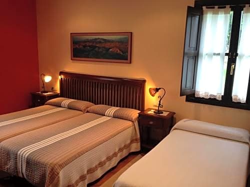 Hotel Rural El Texeu