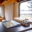 直島町ふるさと海の家 つつじ荘 -SeaSide Park Stay Tsutsujiso-