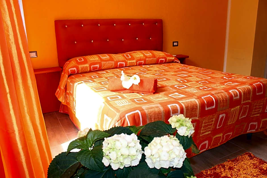 Zdjęcie 1 z 7 — Double Room with Private Bathroom 1
