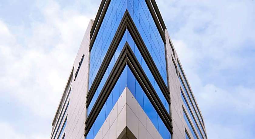 Radisson Bengaluru City Center