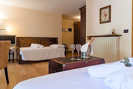 Premium Triple Room