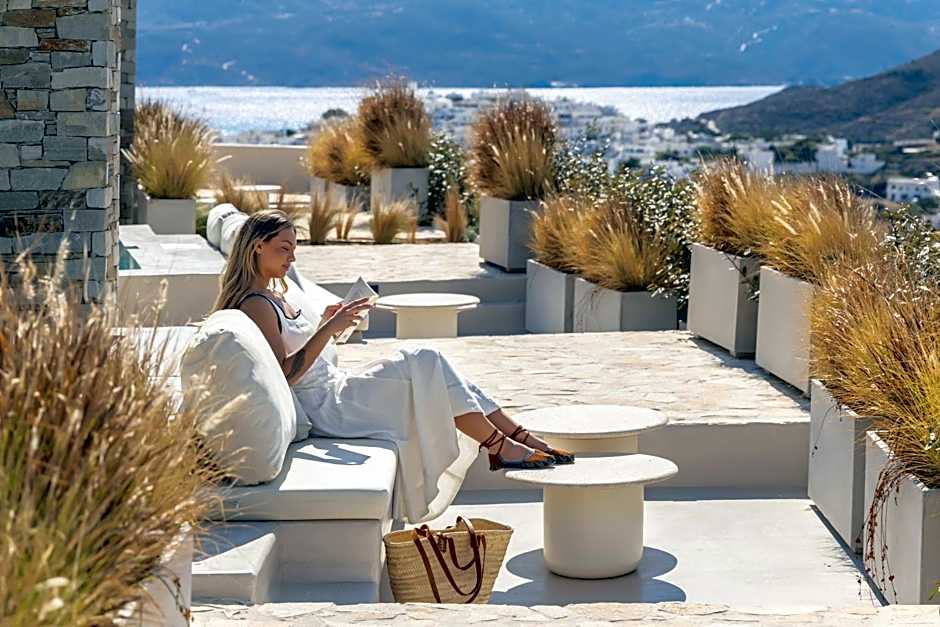 Solus Suites Milos