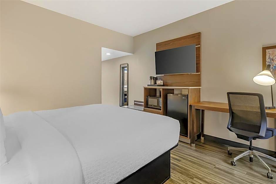 Best Western Plus Lexington Inn