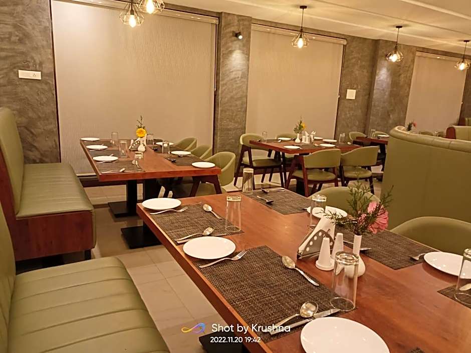 Hotel Preethi Classic Towers