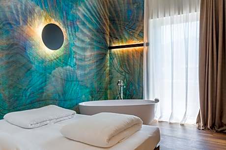 Hotel Baia Azzurra - Lake Front